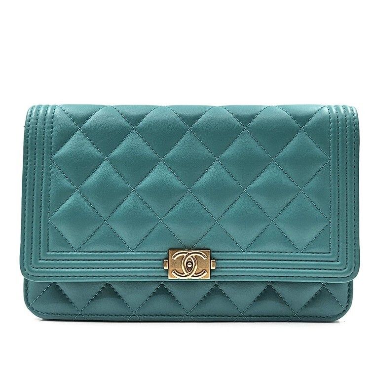 CHANEL Lambskin Boy WOC 122524033