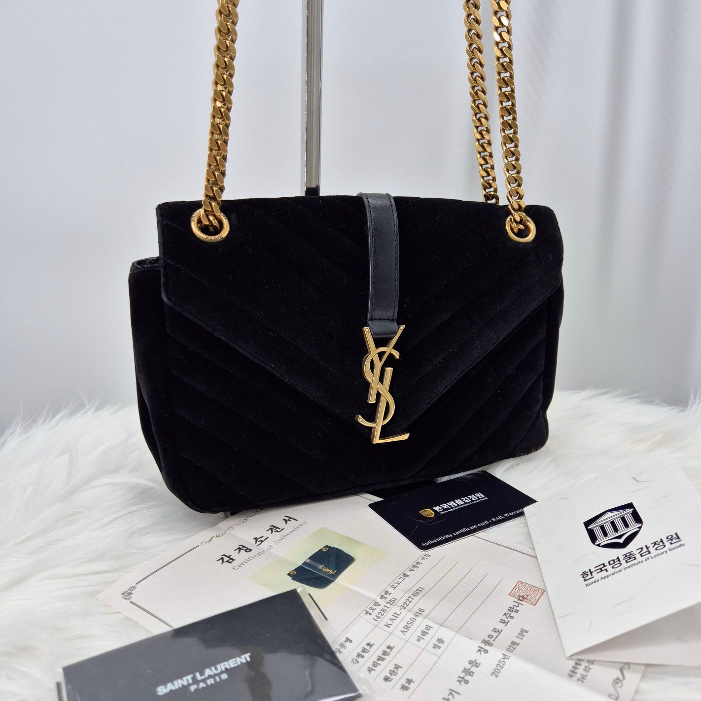 Saint Laurent Velvet Chain Crossbody & Shoulder Bag (428125)