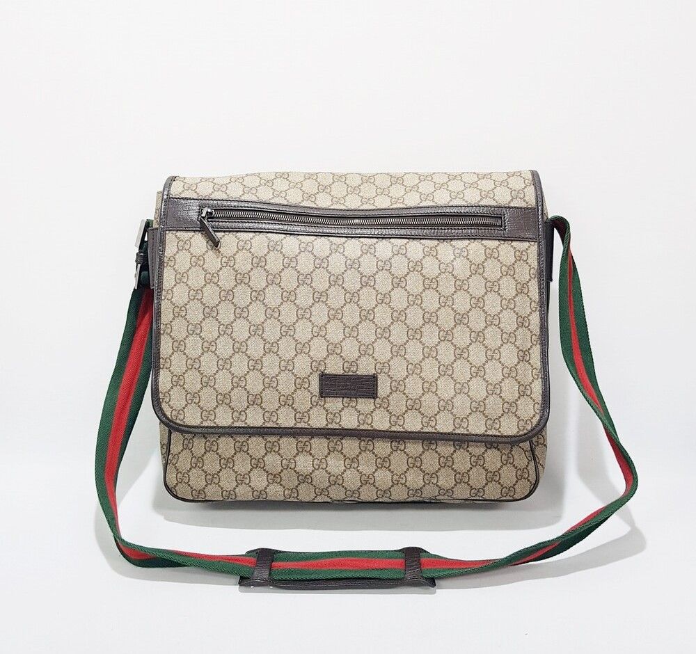 Gucci Supreme GG Big Crossbody Bag SKU 123456