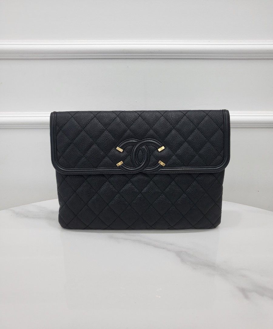 CHANEL Cosmetic Flap Clutch A81944 27
