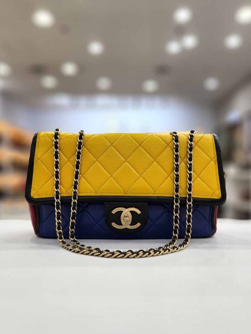 CHANEL Limited Graphic Shoulder Bag 19 Series Multicolor SKU 19