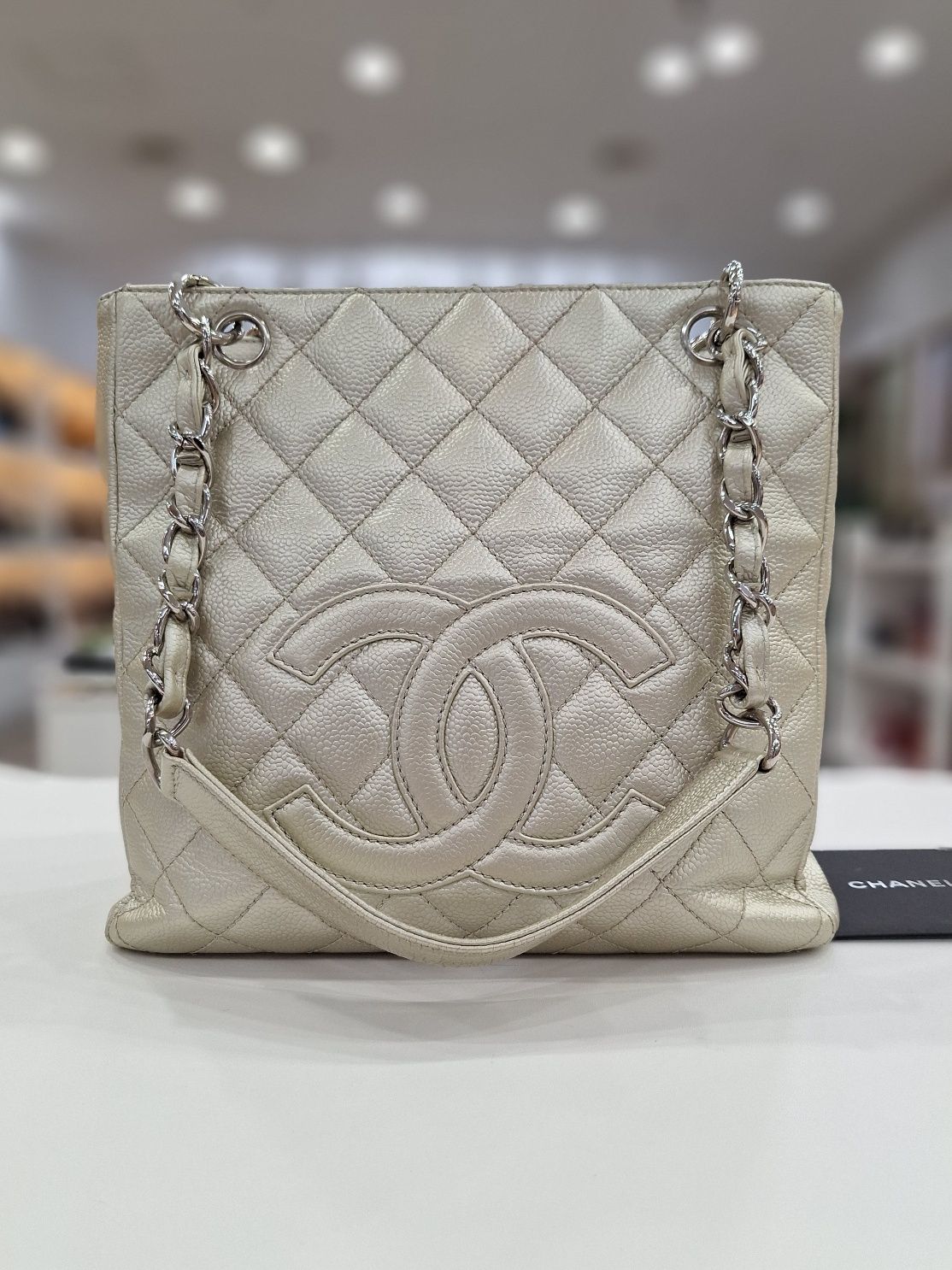 CHANEL Caviar Petit Shopping Shoulder Bag 10th Series A20994