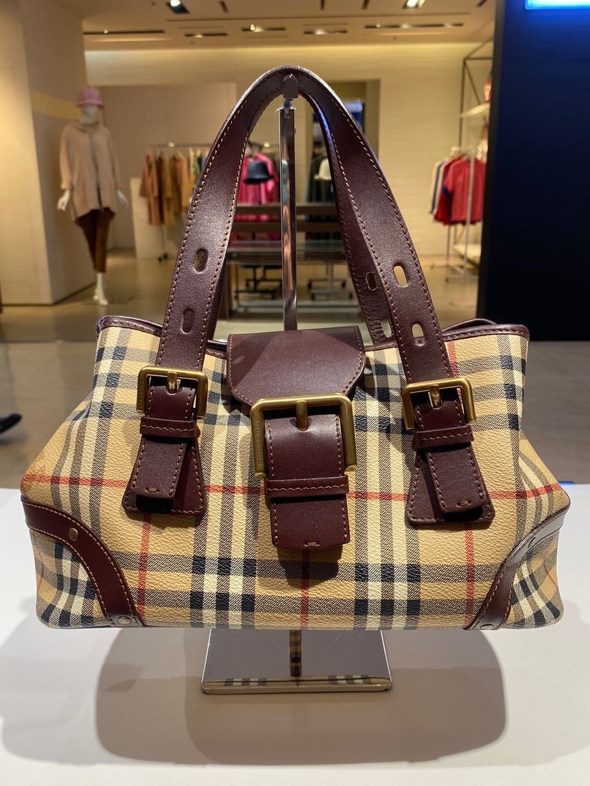 Burberry Checkered Tote Bag 2120118
