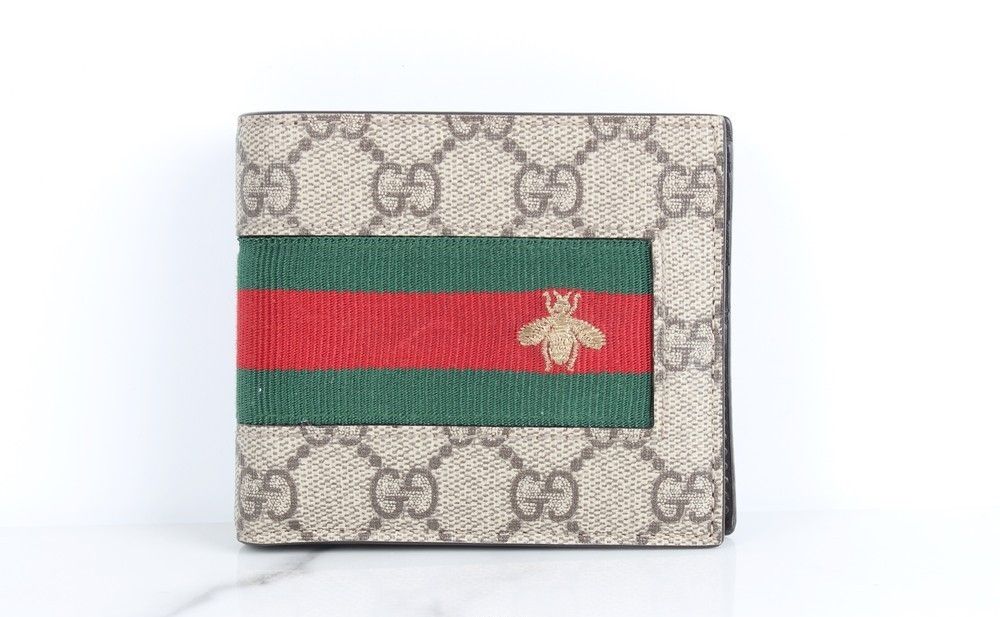 Gucci Bee Wallet Supreme Web (SKU: WS-456789)