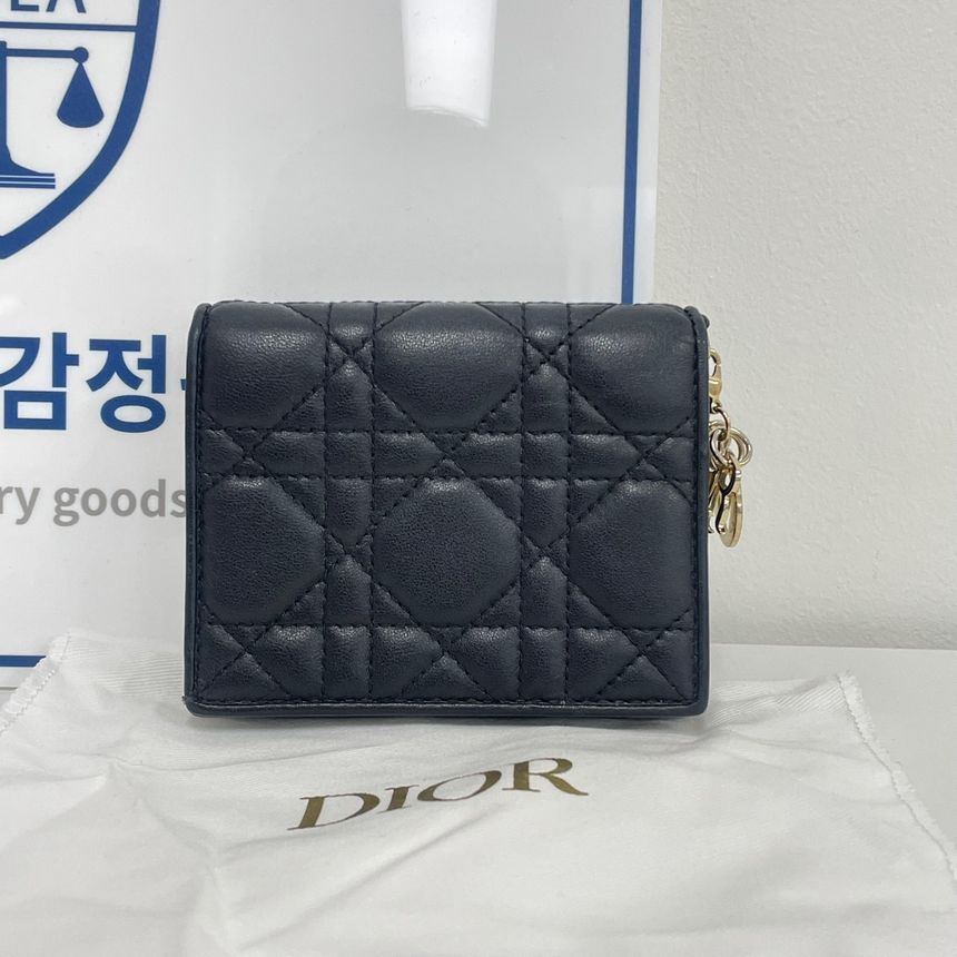 Dior Christian Quanju Wallet S0178ONMJ
