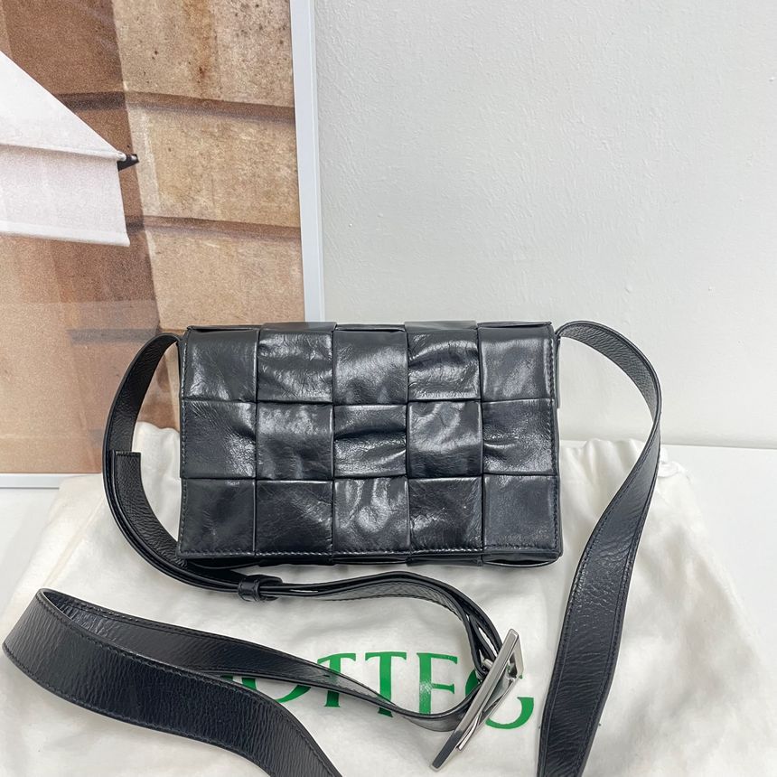Bottega Veneta Small Cassette Crossbody Bag by SKU 717587VCQ718803