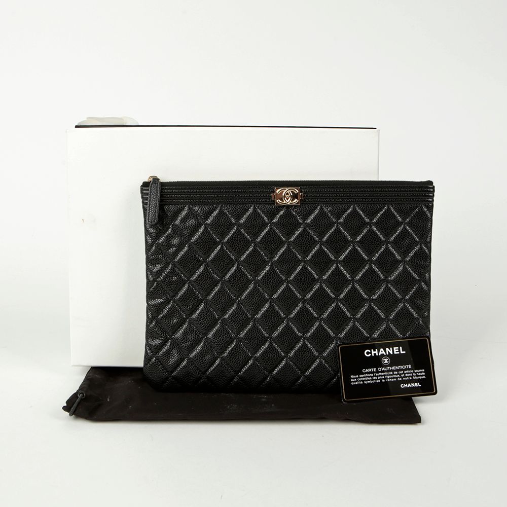 CHANEL Caviar Boy New M. Clutch A84406