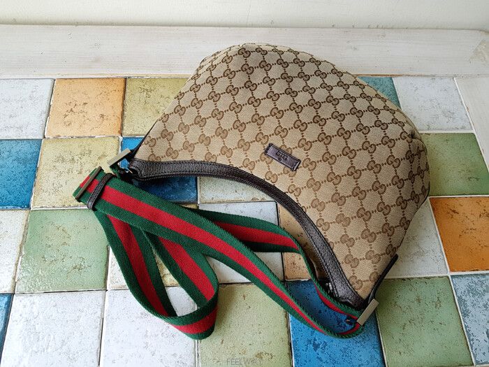 Gucci Half Moon Triple Crossbody Shoulder Bag 181092
