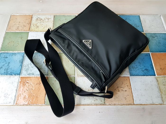 Prada Unisex Crossbody Shoulder Bag Messenger 2vh797