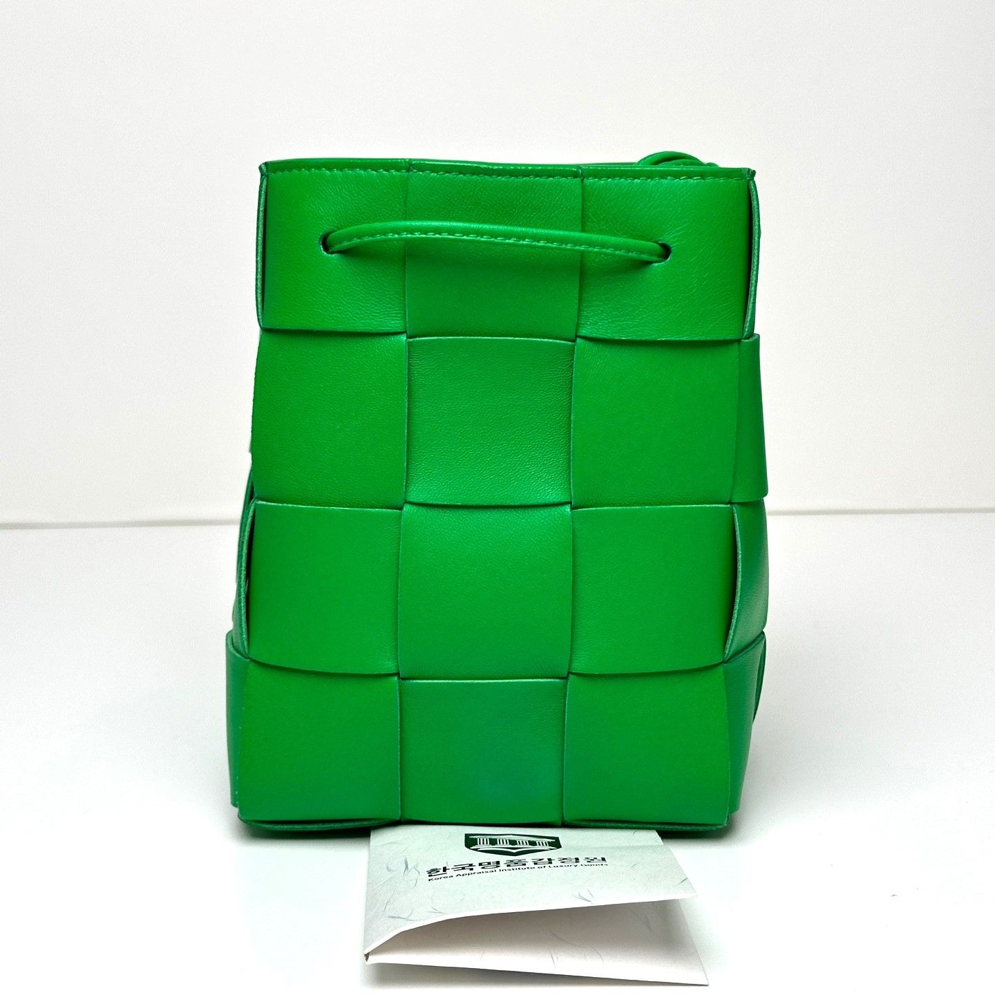Bottega Veneta Small Intrecciato Cassette Bucket Bag 680218