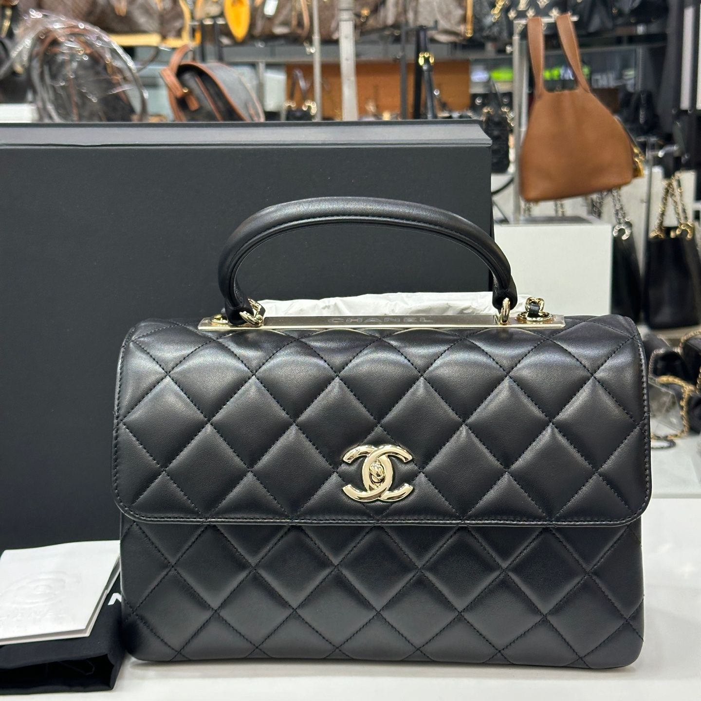 CHANEL Trendy CC Top Handle Medium Black Shoulder Bag A69923 27th
