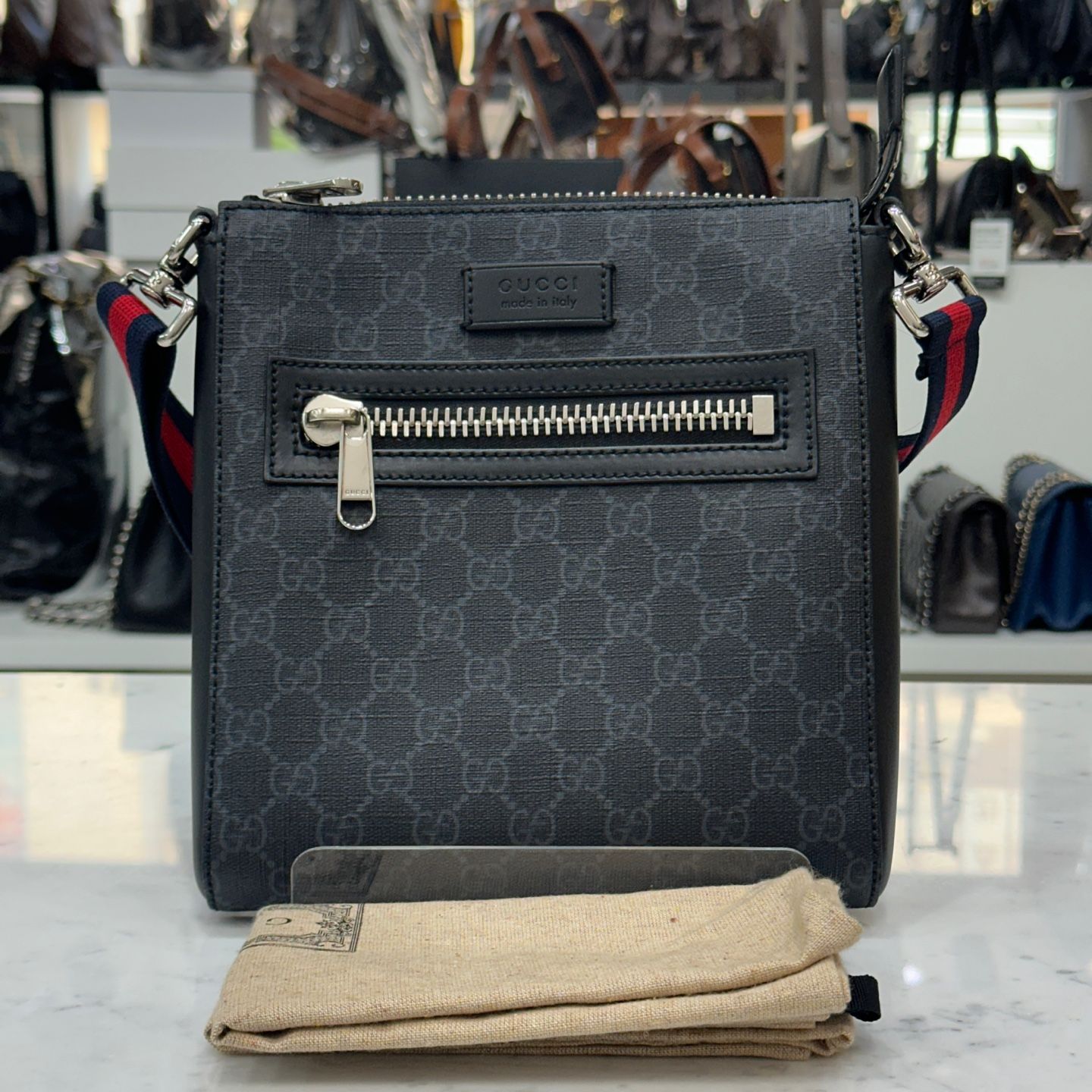 Gucci Black Small Messenger Bag 523599