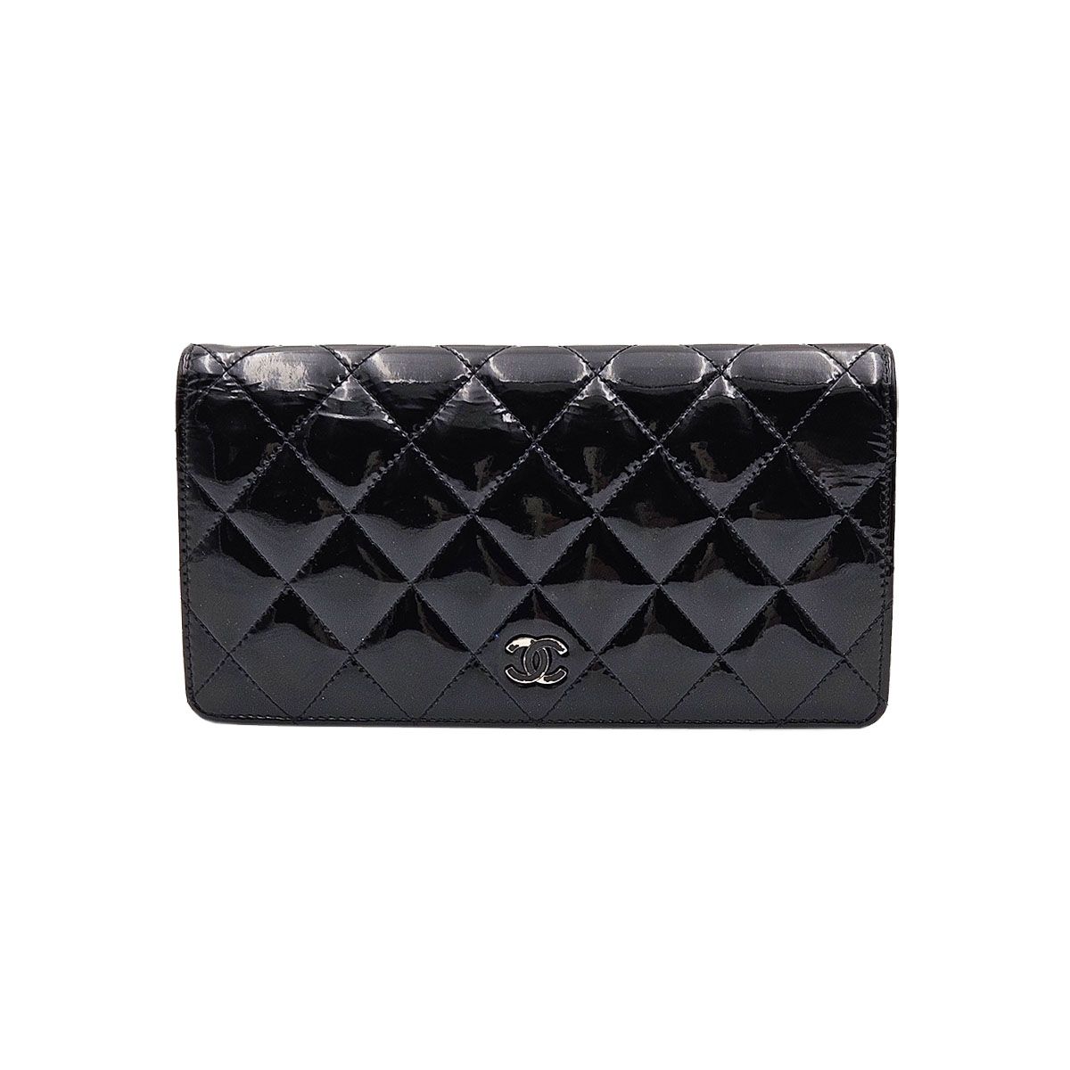 CHANEL Black Patent Leather CC Logo Long Wallet (Size 16)