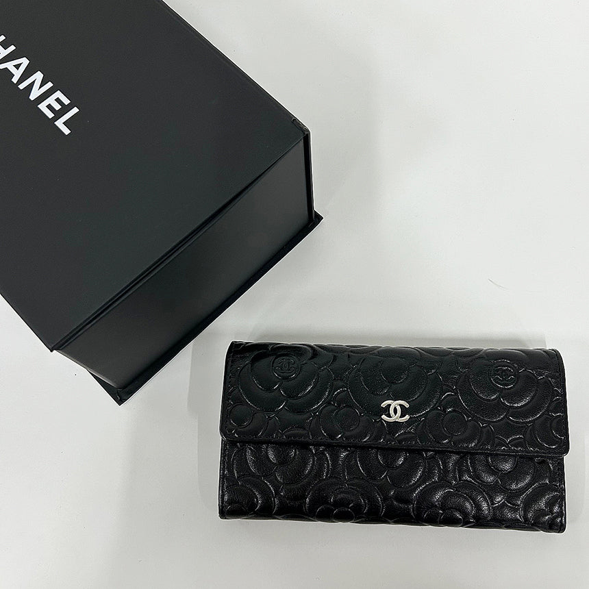 CHANEL Classic Camellia Wallet for Women S230626-05