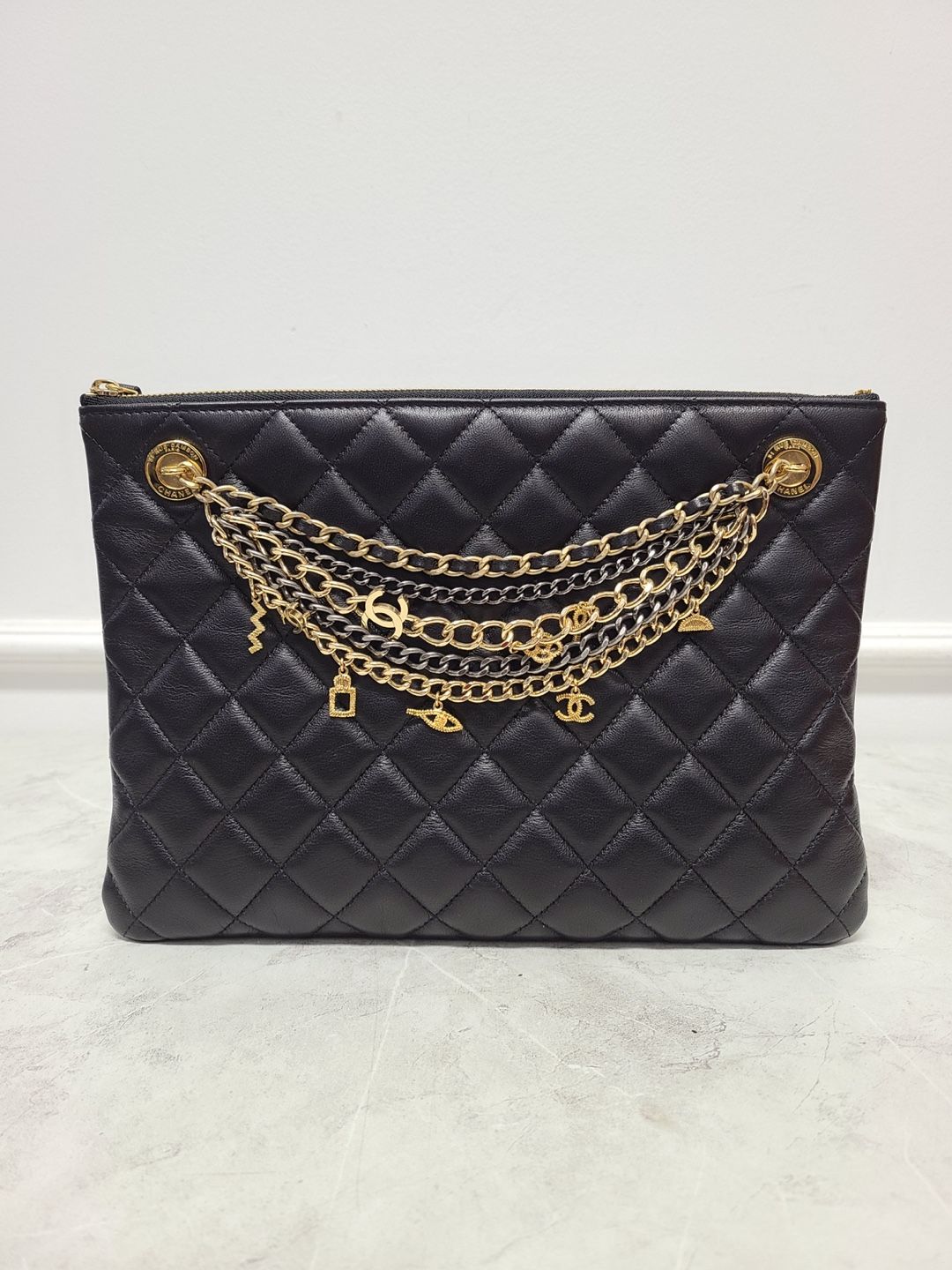 CHANEL Black Lambskin Chain Clutch Bag Medium SKU