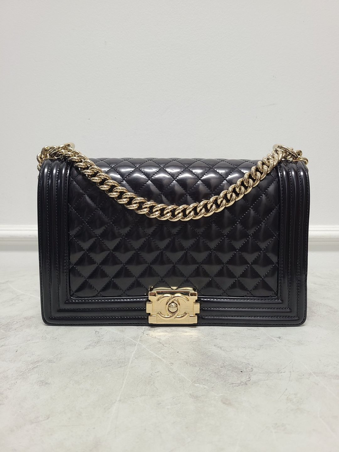 CHANEL Black Champagne Gold Patented Boy Bag Large 22th