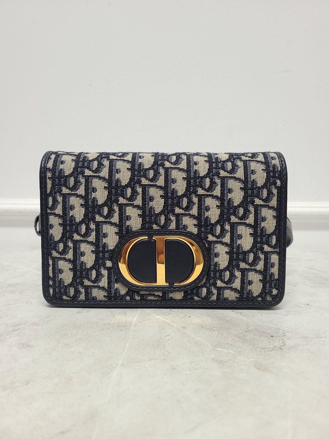 Dior Blue Oblique 30 Montaigne Pouch Bag SKU: OS