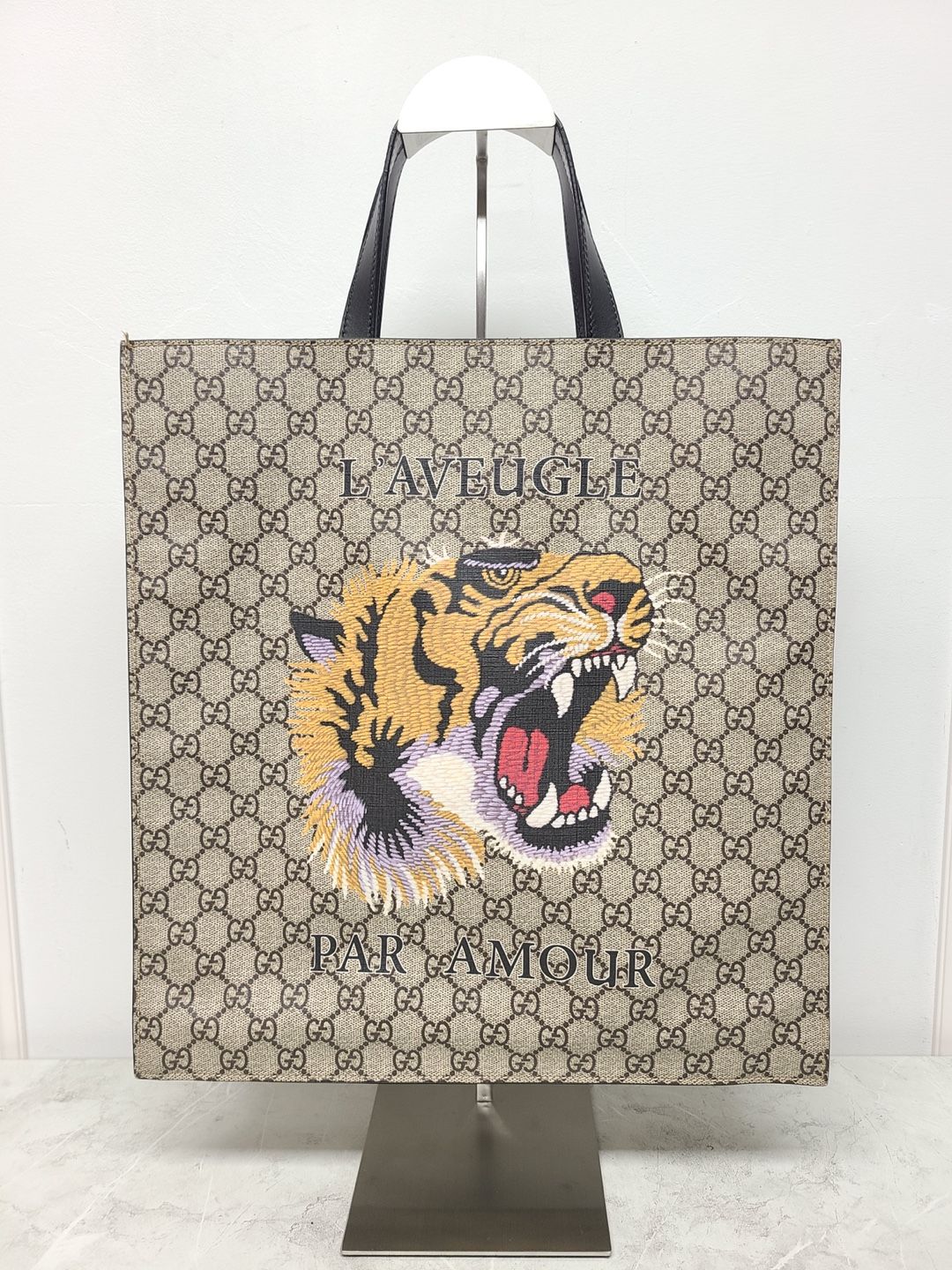 Gucci Supreme Tiger Tote Crossbody Bag GG Supreme (SKU: GG-001)