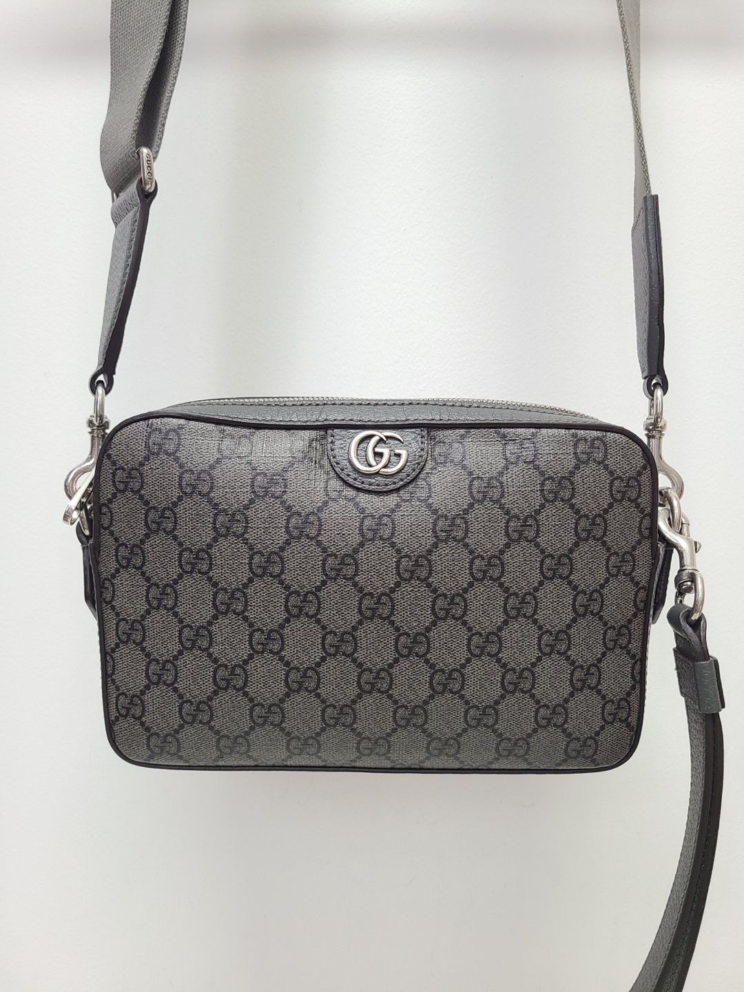Gucci Gray Black Ophidia GG Supreme Crossbody Bag SKU