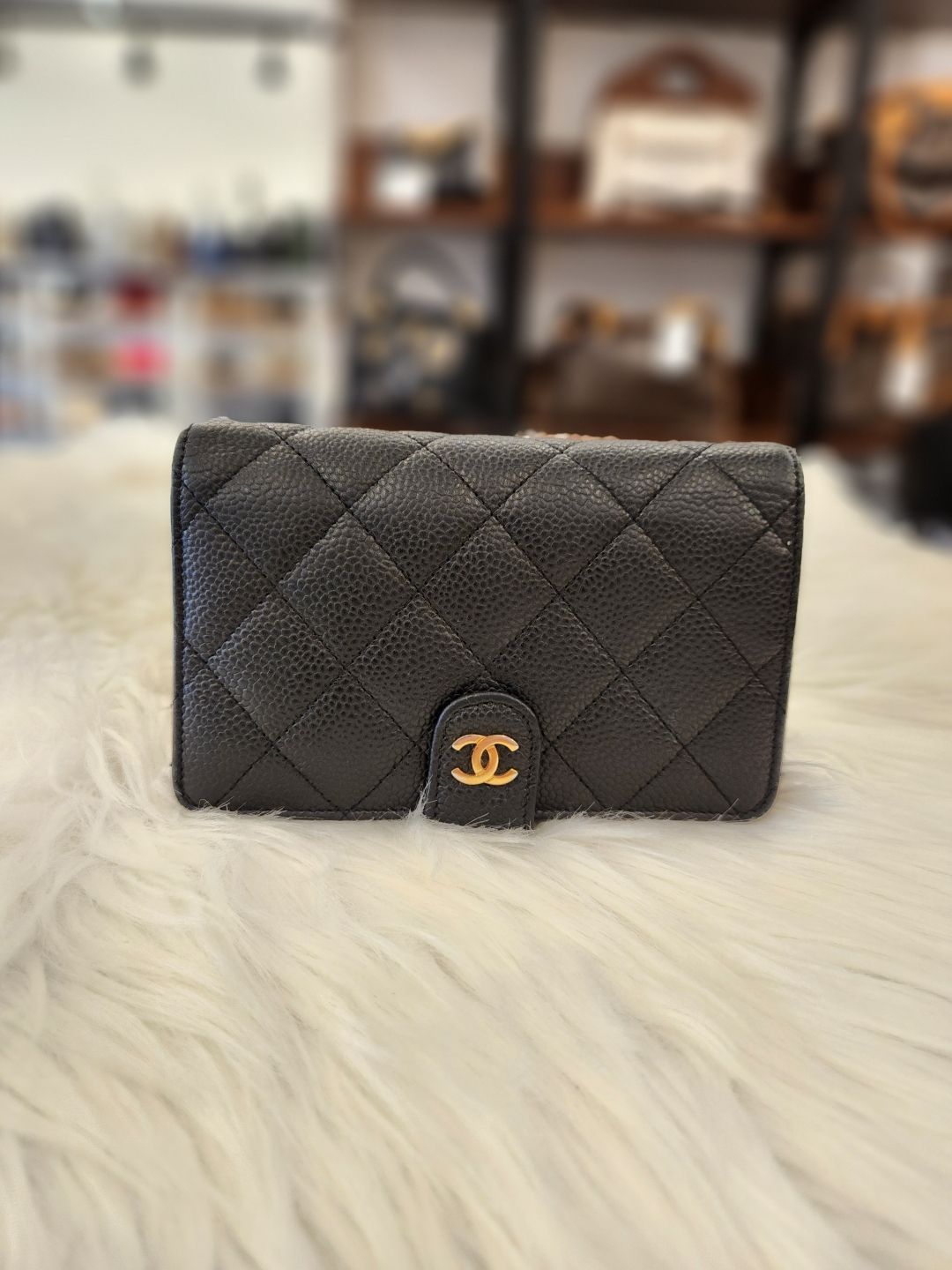 CHANEL Classic Caviar Wallet (A48667)