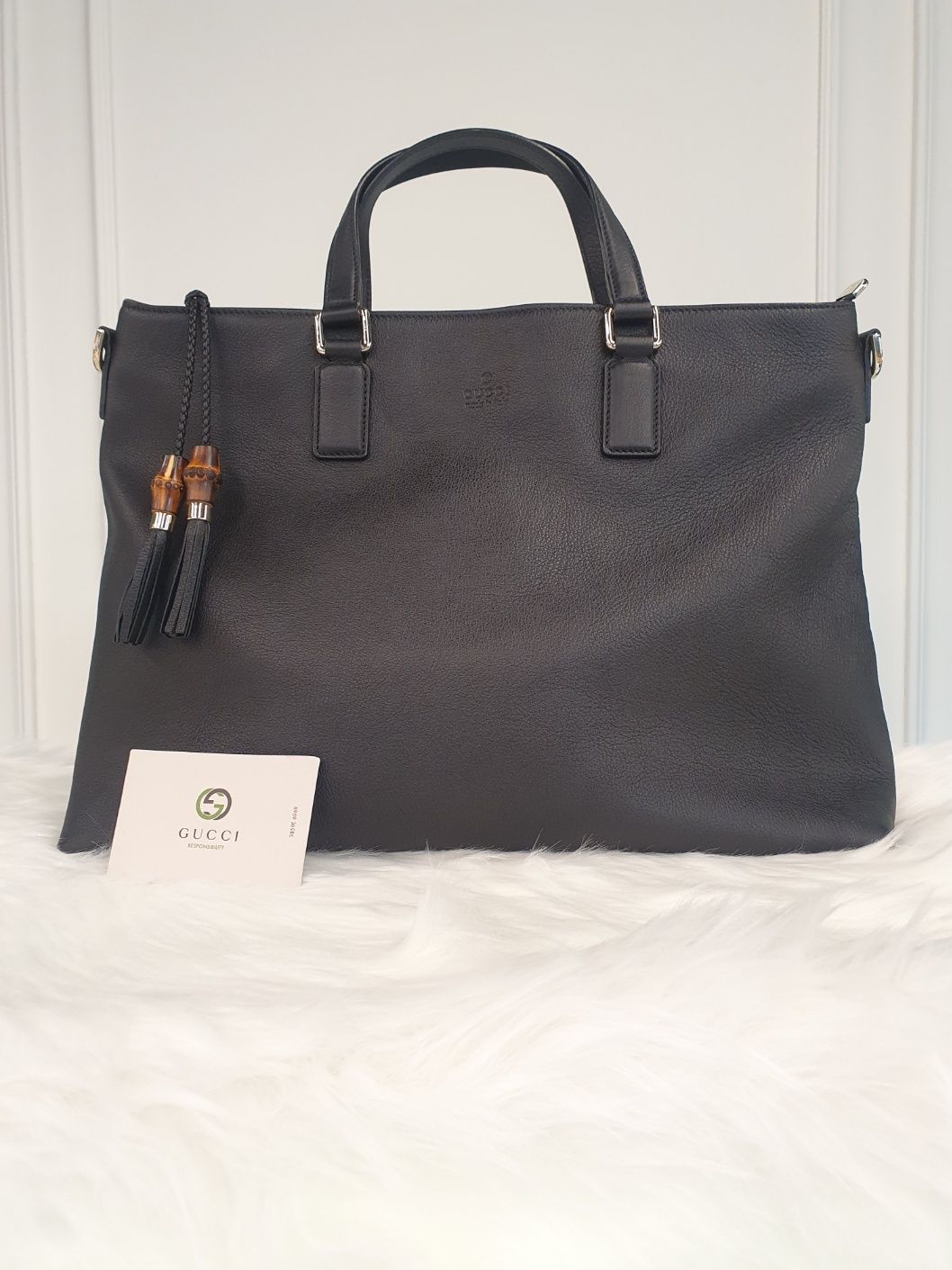 Gucci Tassel Shoulder Bag (365345)