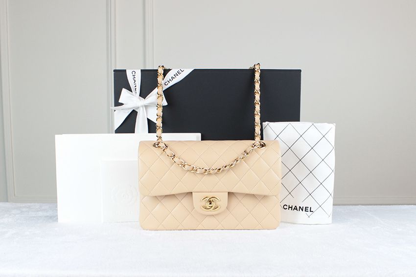CHANEL Classic Small Lambskin Beige (Embedded Chip) A01113 Unused