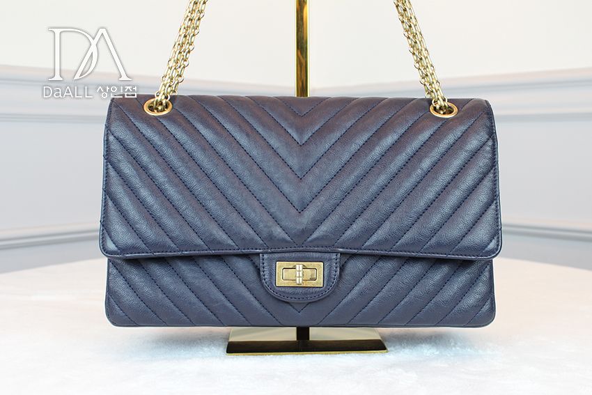 CHANEL Vintage Large Chevron Navy 2.55 Bag - SKU 27 A+ Condition