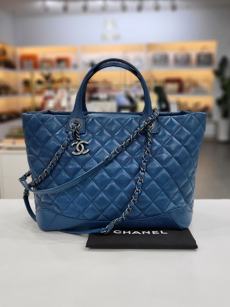 CHANEL Chain Tote Shoulder Bag 23 Blue SKU 23