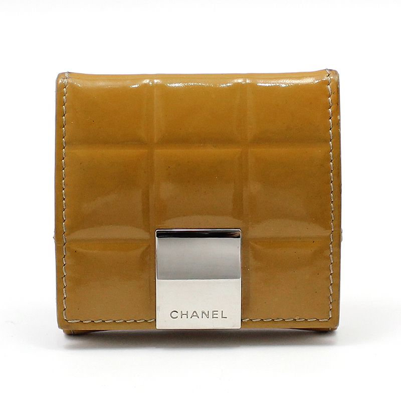 CHANEL Brown Quilted Glossy Leather Coin Purse Wallet SKU123456