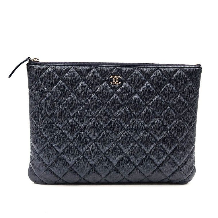 CHANEL Classic Caviar Clutch New Medium 61924023