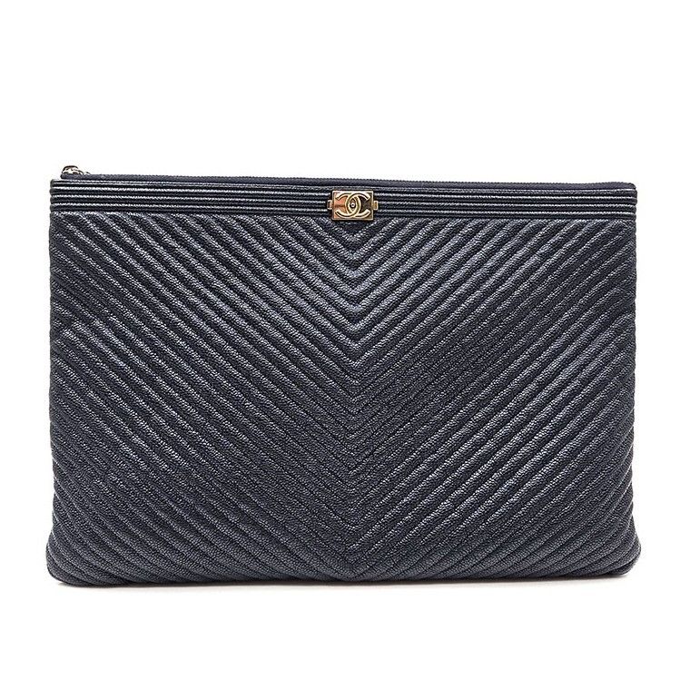 CHANEL Caviar Boy Chevron Clutch Large 71624053