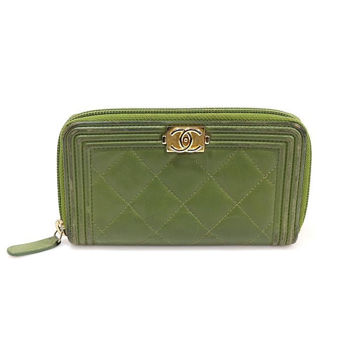 CHANEL Khaki Lambskin Boy Zipper Wallet (Size 22) A80566