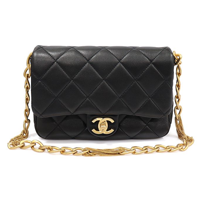 CHANEL Black Lambskin CC Logo Small Flap Chain Shoulder Bag AS4231