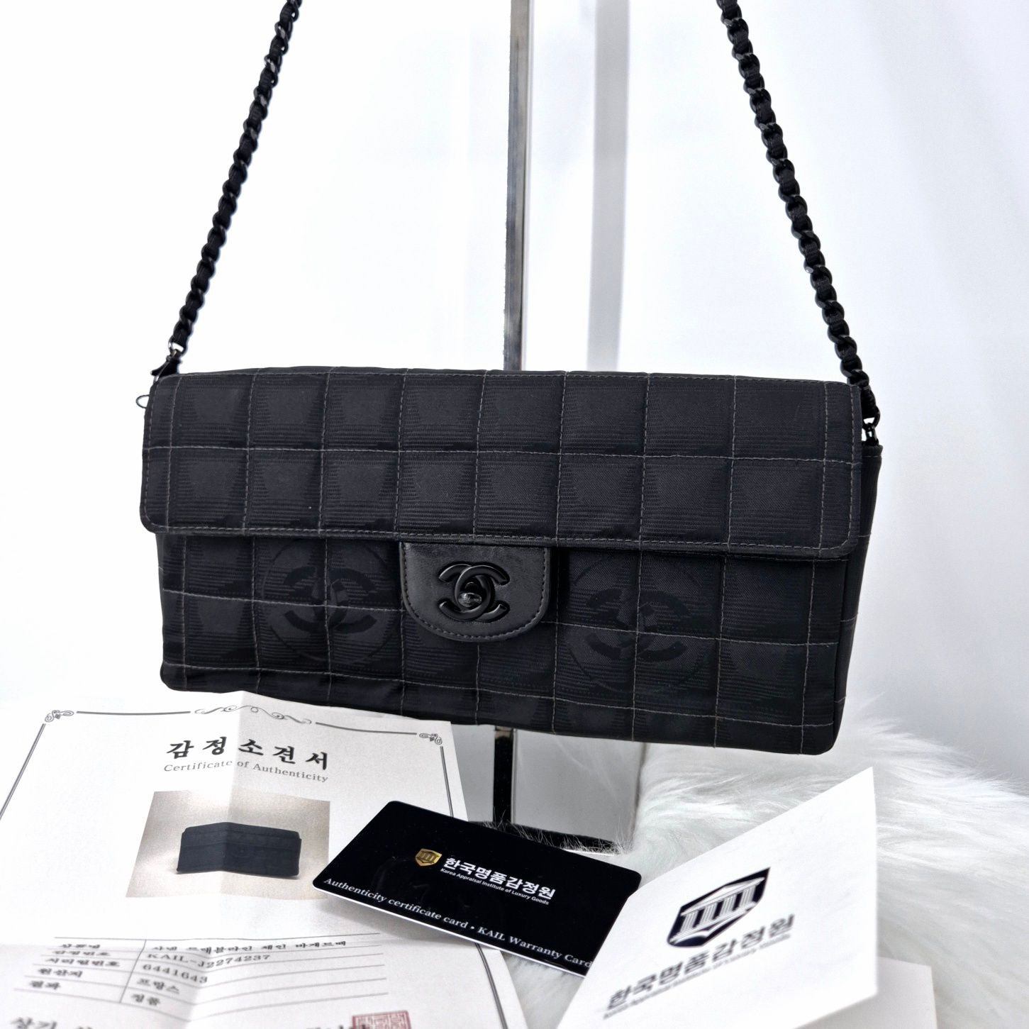 CHANEL Choco Bar Baguette Shoulder Bag Black SKU12345