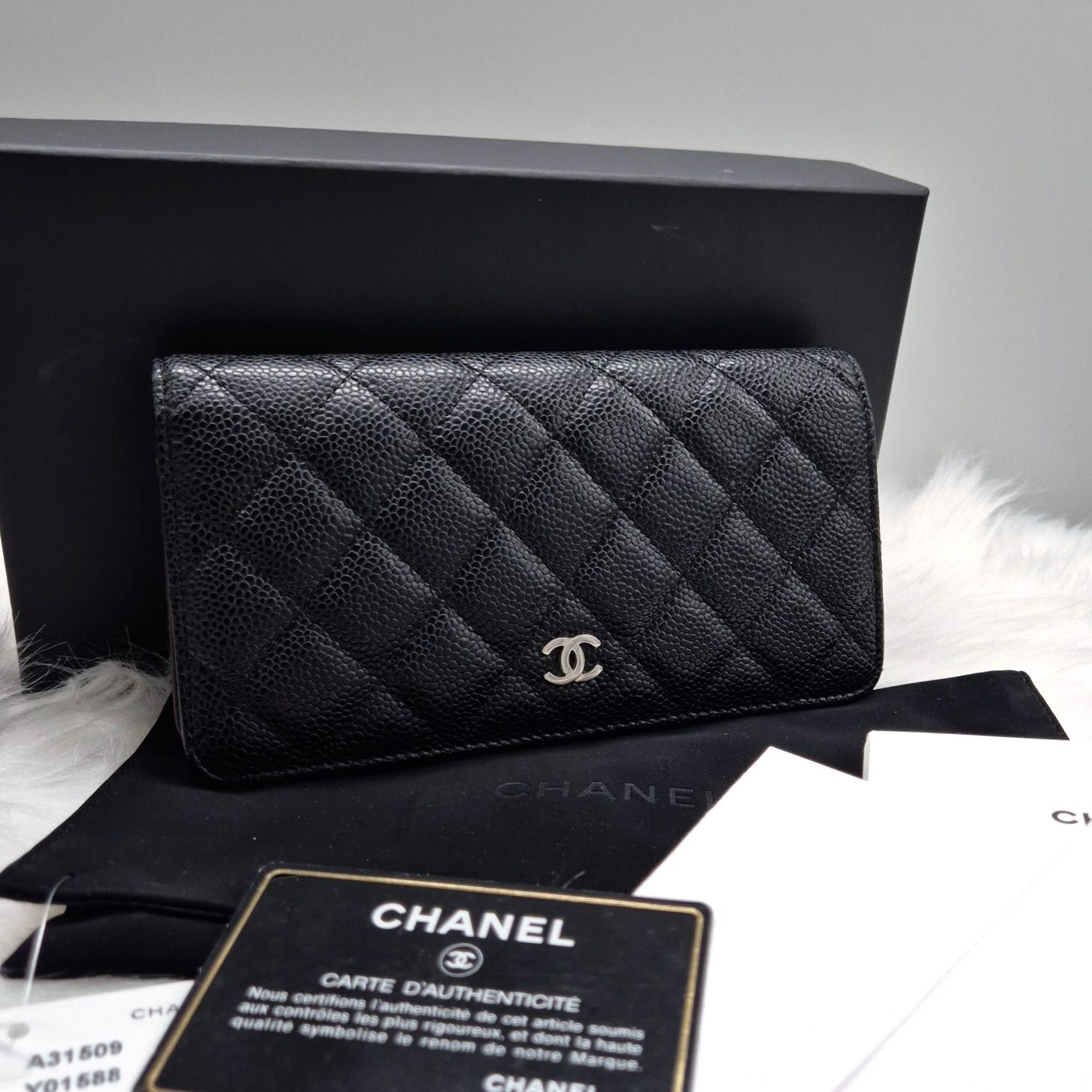 CHANEL Caviar Flap Long Wallet Black -