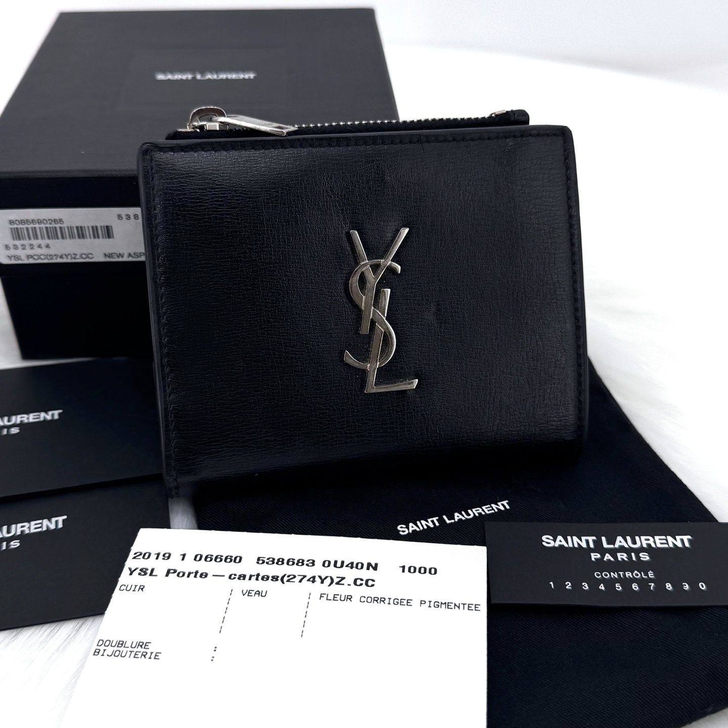 Saint Laurent Women's Black Wallet with Elegant Design (538683)