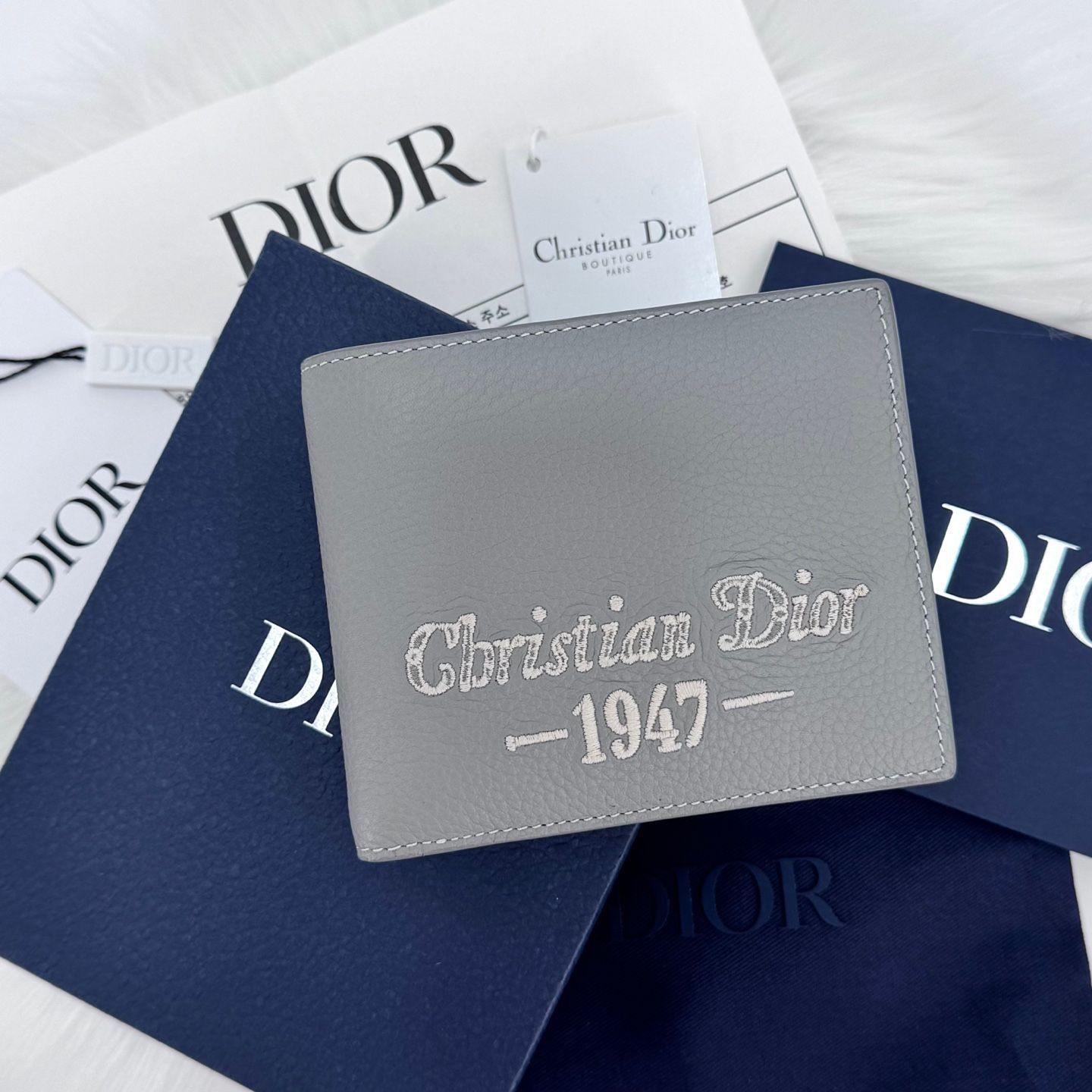 Dior 1947 Signature Men's Bi-fold Wallet Gray SKU