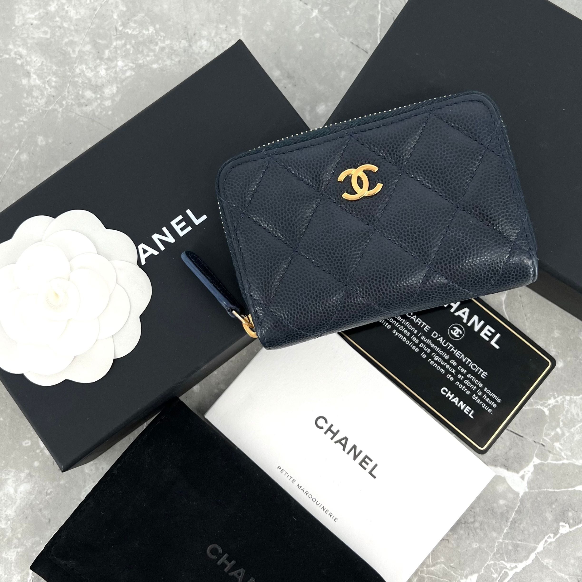 CHANEL Navy Zipper Card Wallet 28th Series SKU