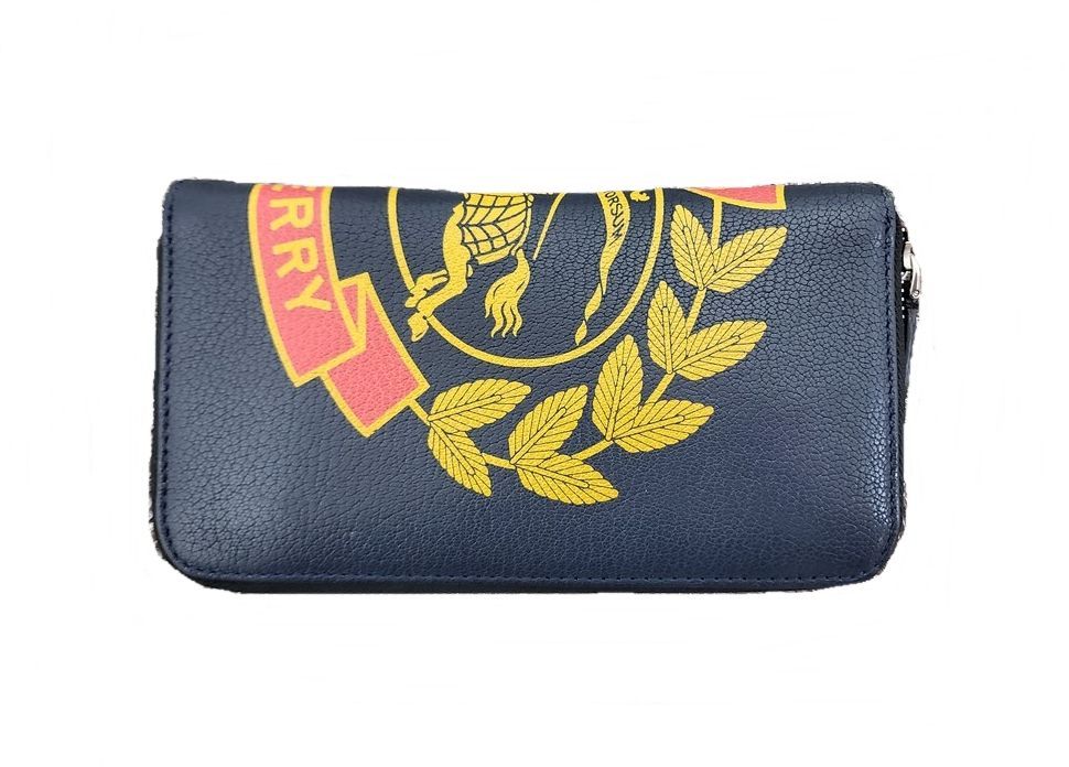 Burberry Contrast Around Long Wallet - 8005977