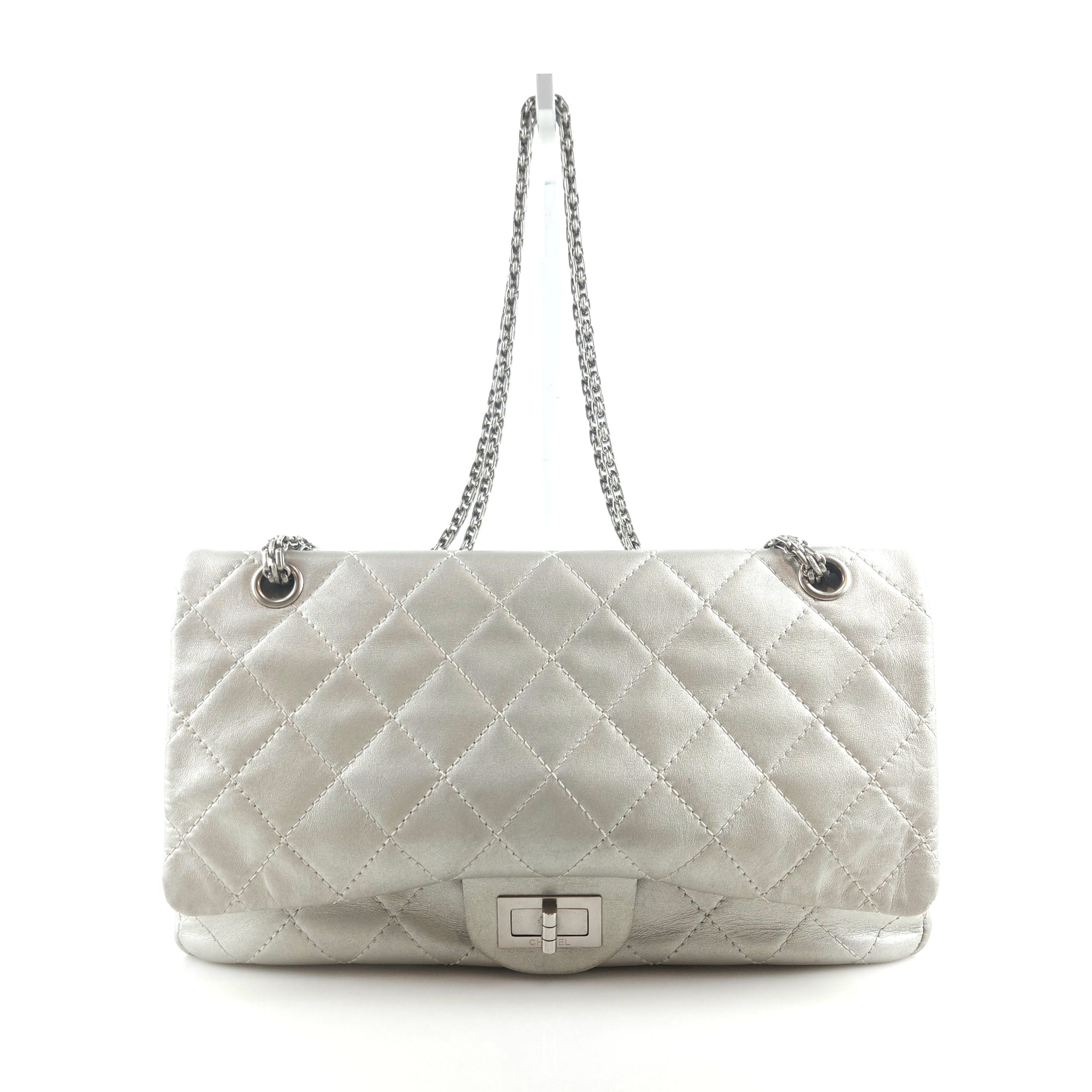 CHANEL Vintage Shoulder Bag 6772 SKU
