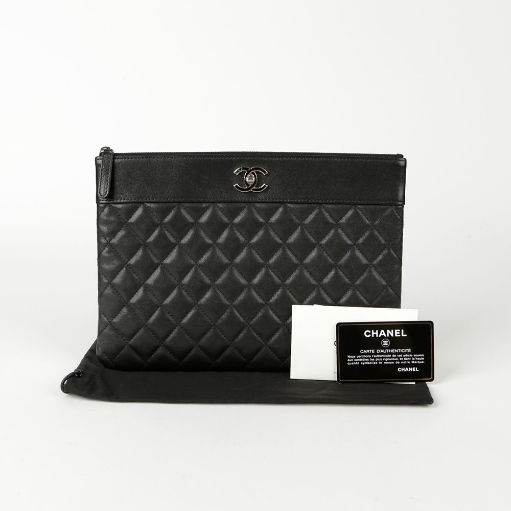 CHANEL New Mademoiselle Neudium Clutch A80992 SKU