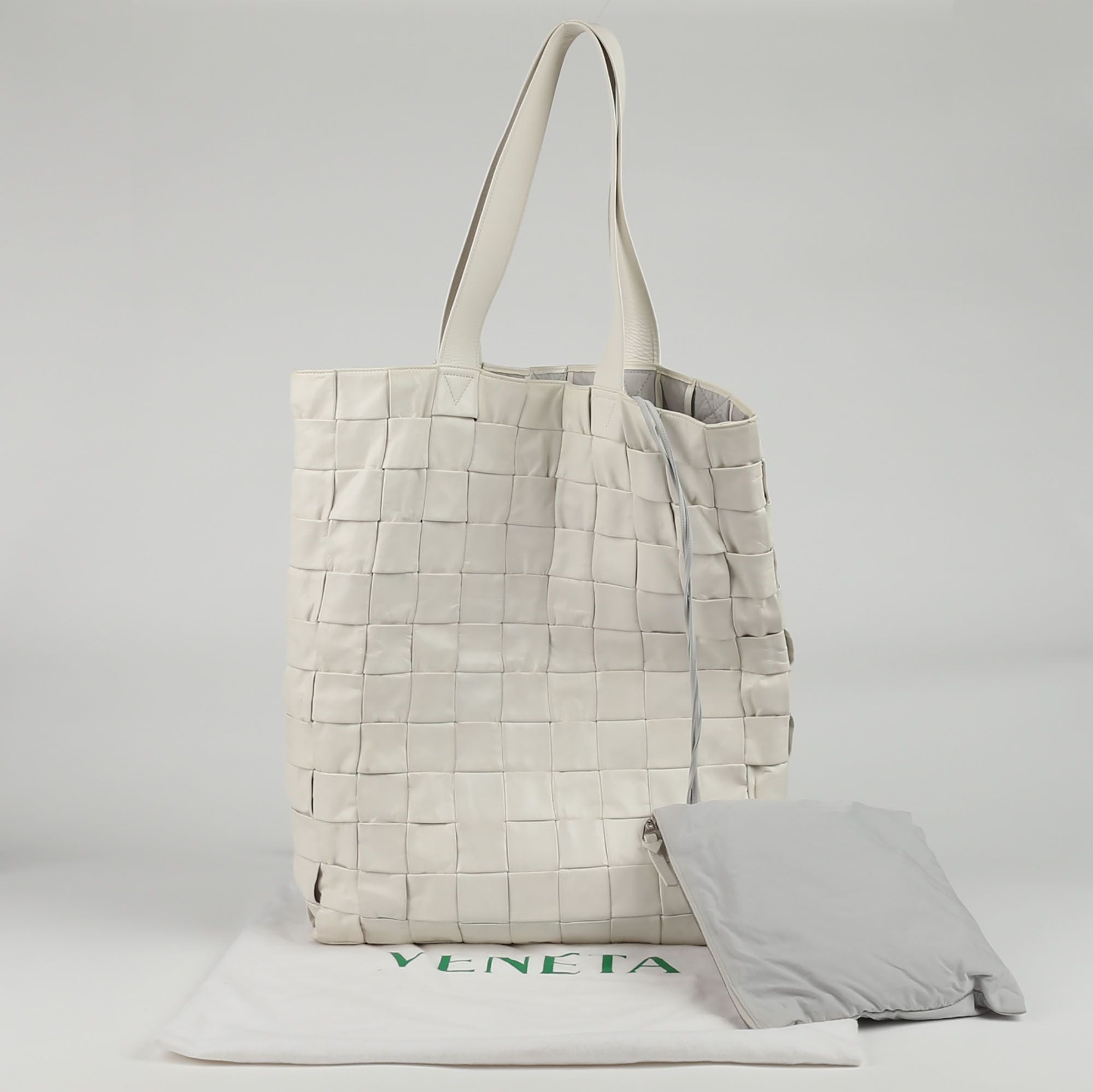 Bottega Veneta White Intricato Leather Tote and Shoulder Bag 629070