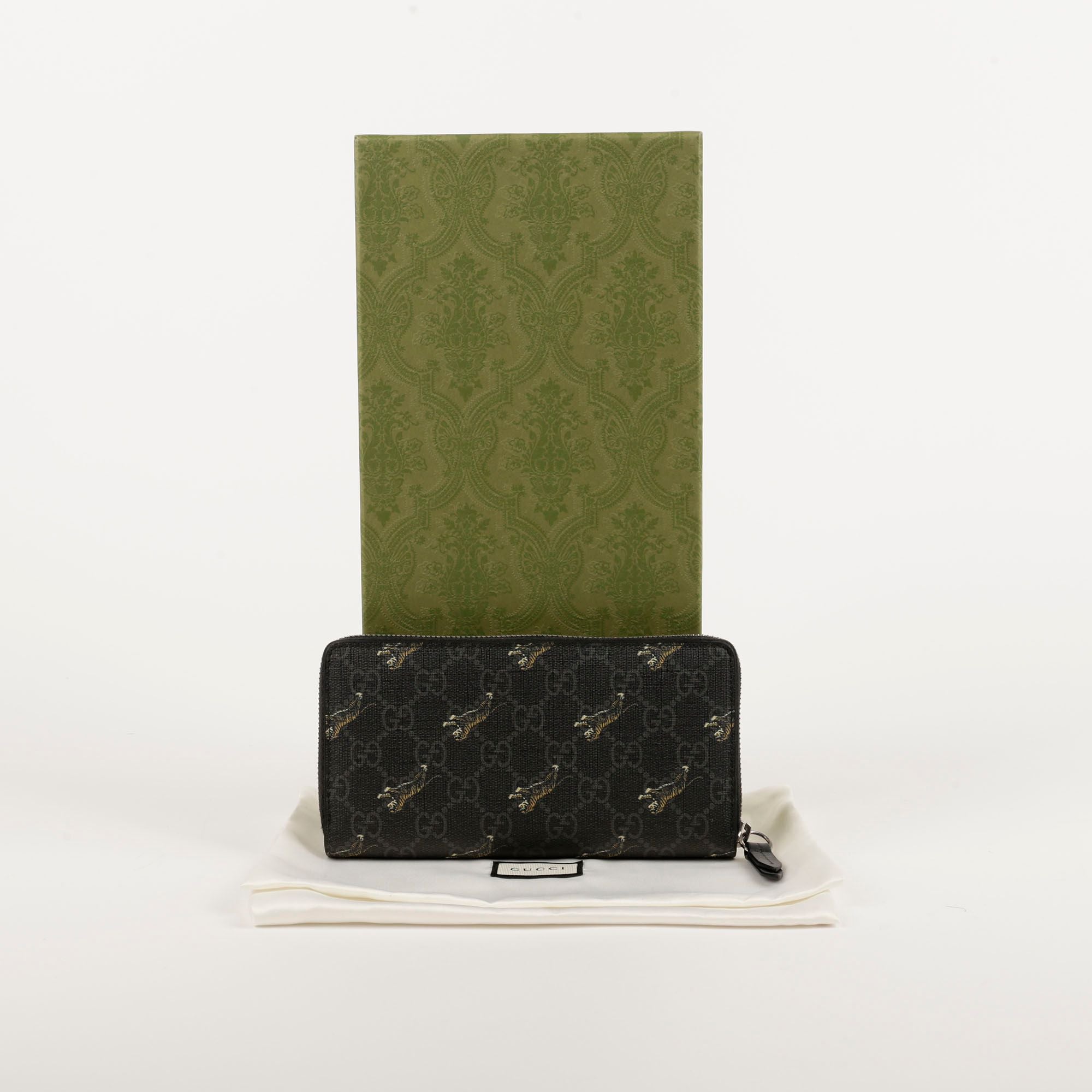 Gucci Tiger Print Long Wallet 575135