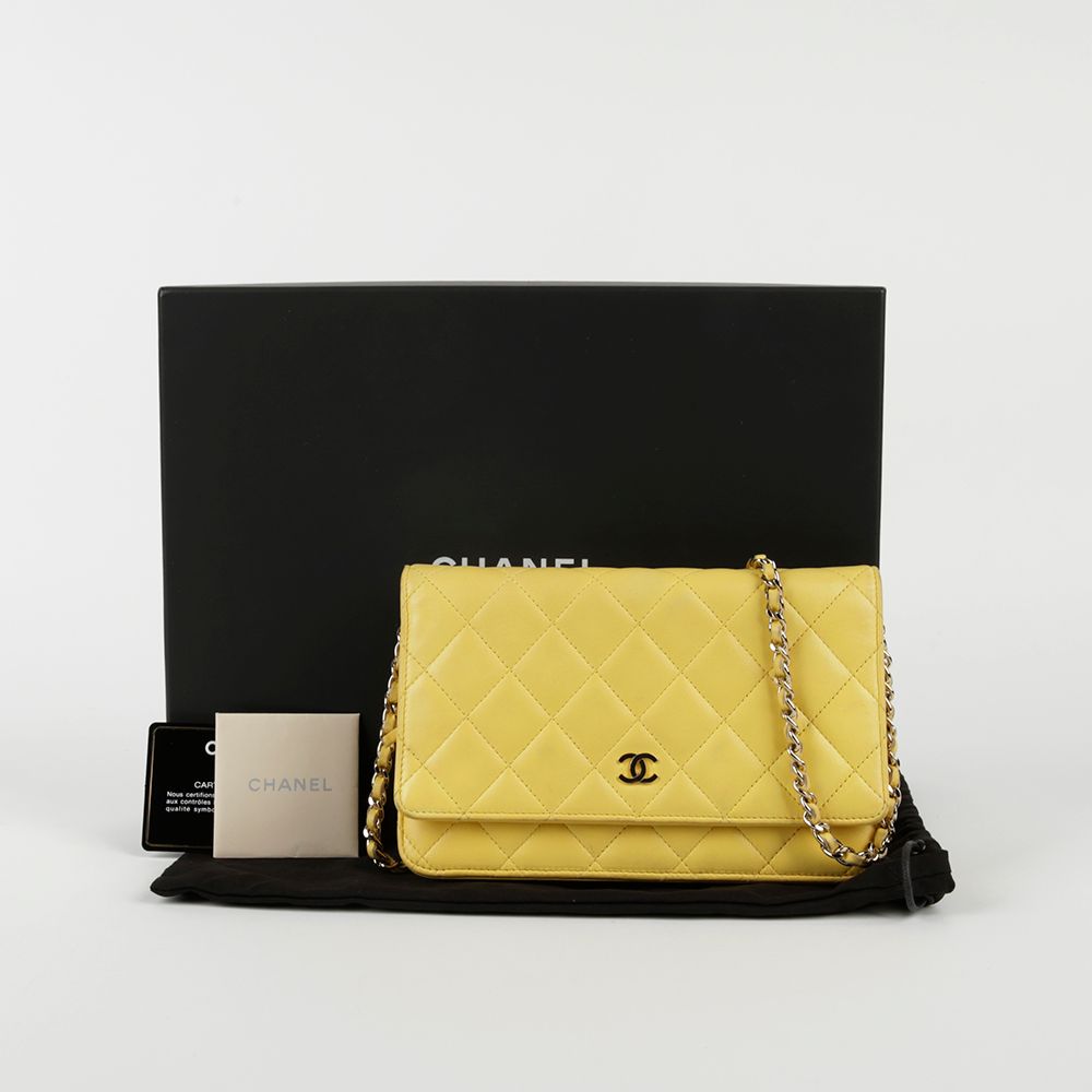 CHANEL Classic Yellow Leather Chain Wallet/Crossbody A33814