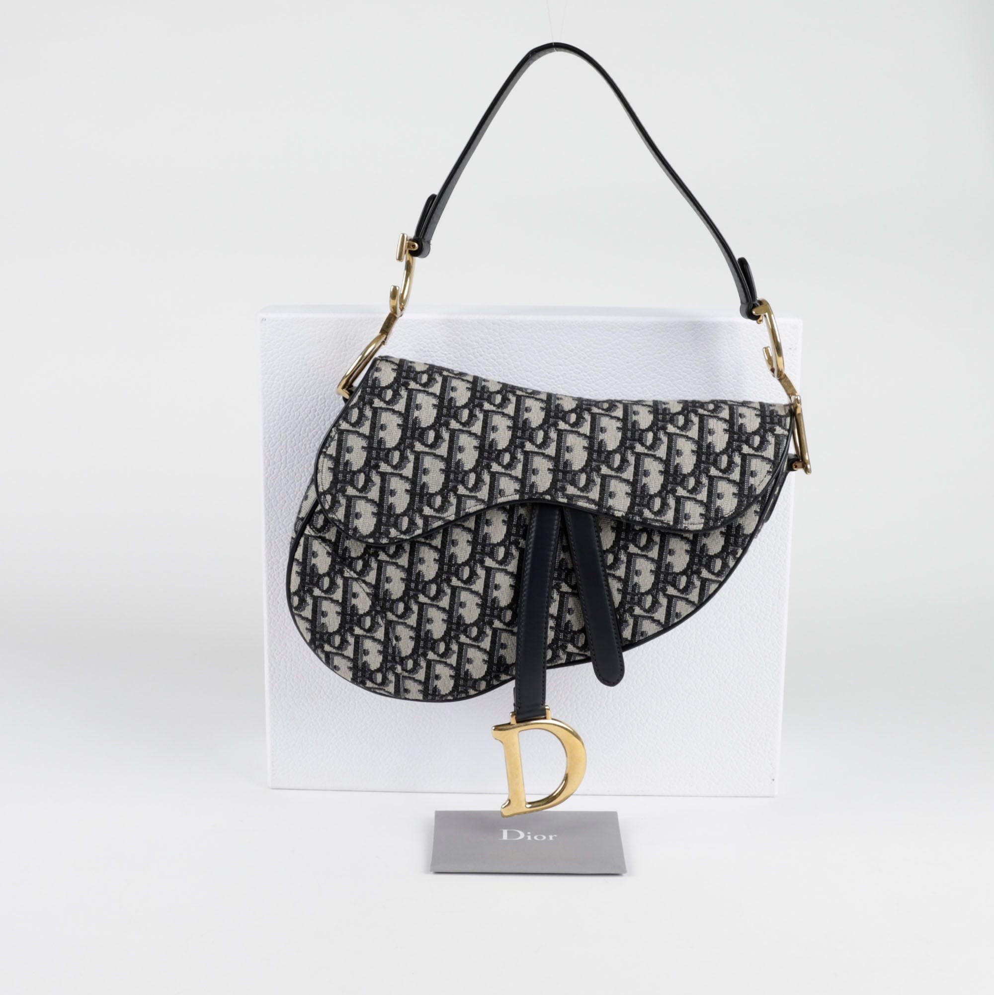 Dior Saddle Shoulder Bag M0446CTZQ