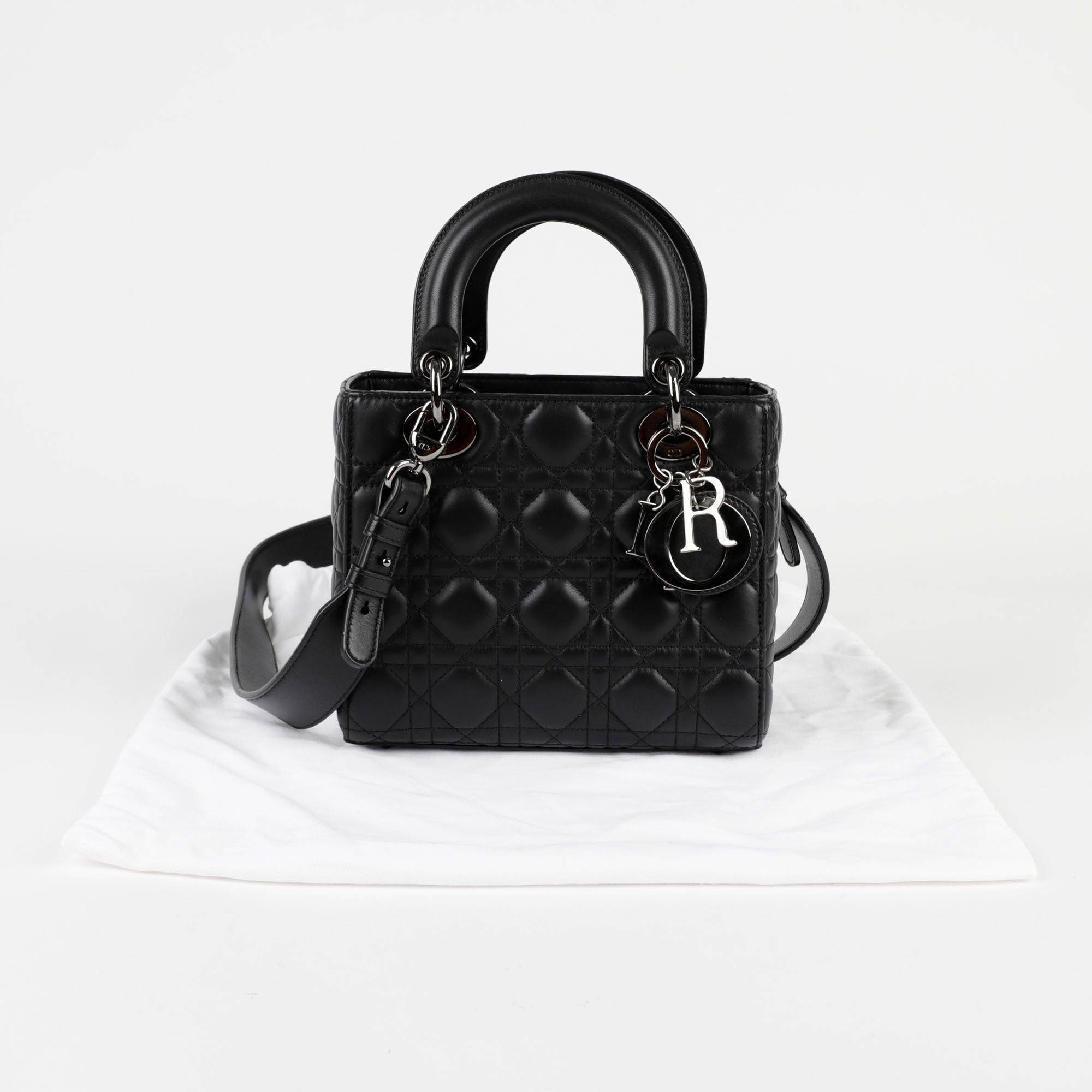 Dior Small Tote Bag with Shoulder Strap M0538ONGE SKU