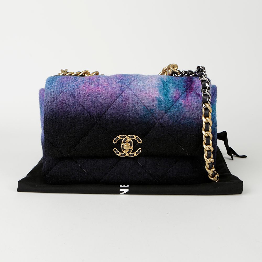 CHANEL Large Tote Bag with Shoulder Strap AS1161 SKU