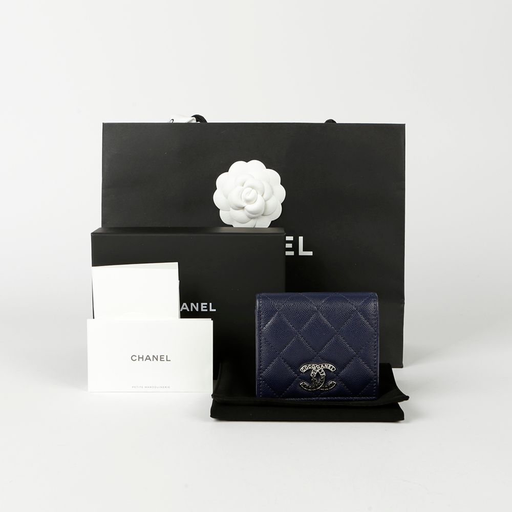 CHANEL Caviar Skin COCO Lettering Logo Wallet AP3828