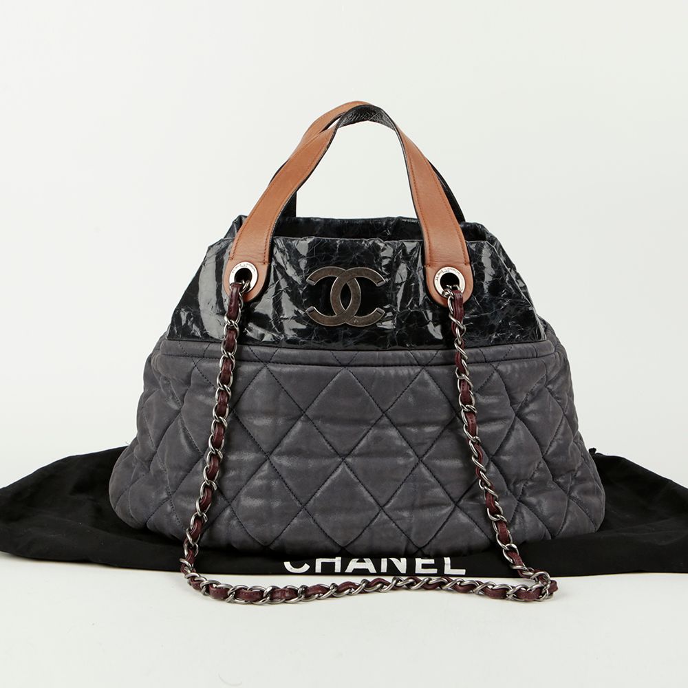 CHANEL Tote Shoulder Bag