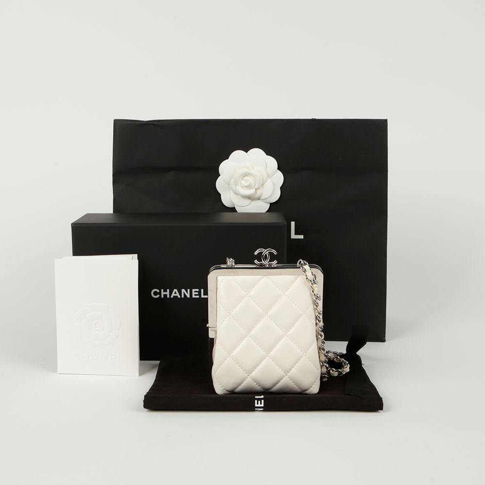 CHANEL Metal Frame Clutch Chain Shoulder Bag - AP2496